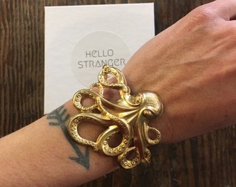 Handmade Giant octopus kraken bracelet // raw brass // made in USA // pendant and chain bracelet // simple minimalist nautical sea creature