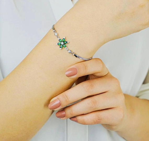 925 Sterling Silver Green Lotus Flower Bracelet – 19 cm