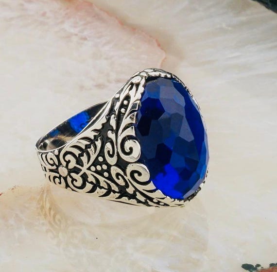 925 Sterling Silver Men’s Ring with Blue Oval Zircon