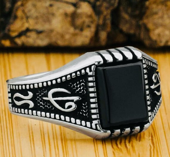 925 Sterling Silver Men’s Ring with Black Onyx & Elif Vav Motif – 6.8 g