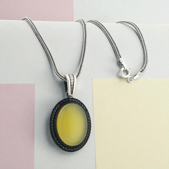 Yellow Agate Pendant Necklace 925 Sterling Silver