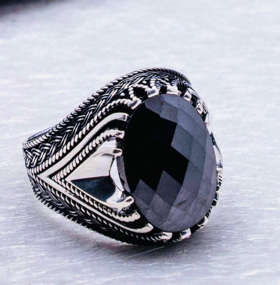 925 Sterling Silver Men’s Ring with Faceted Black Zircon Stone
