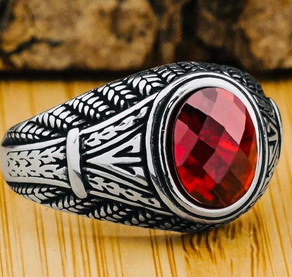 925 Sterling Silver Men’s Ring with Blue Zircon and Anchor Design – 6.4 g