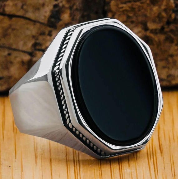 925 Sterling Silver Men’s Ring with Black Onyx – Octagon Design