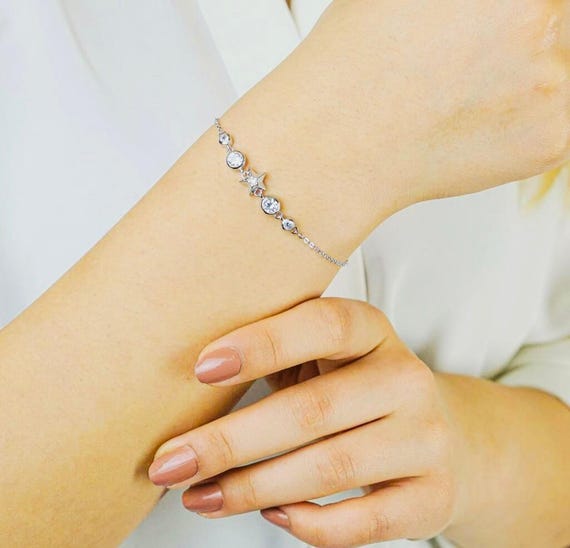 925 Sterling Silver Star and Solitaire Bracelet – 19 cm