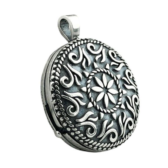 925 Sterling Silver Round Locket Pendant – 20.5 g