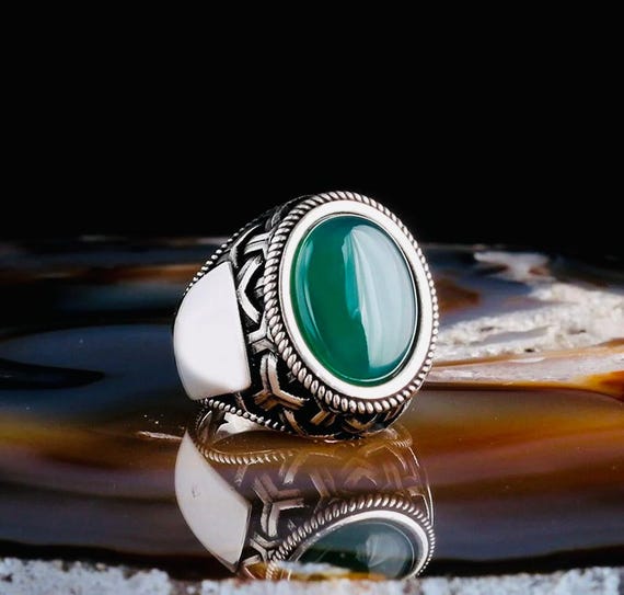 925 Sterling Silver Men’s Ring with Green Agate Oval Stone