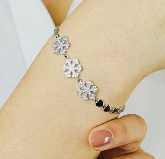 925 Sterling Silver Snowflake and Heart Bracelet
