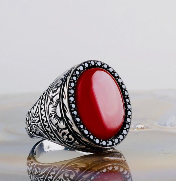 925 Sterling Silver Men’s Ring with Agate Stone and Pattern Motif