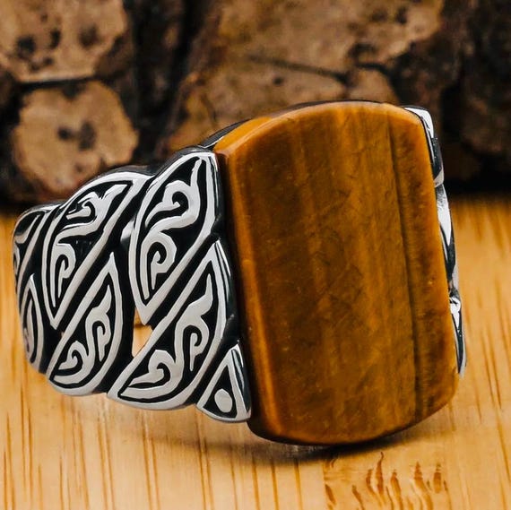 925 Sterling Silver Men’s Ring with Tiger’s Eye Stone and Woven Design