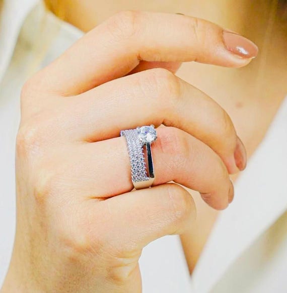 925 Sterling Silver Triple Row Half Eternity Ring – 5 g