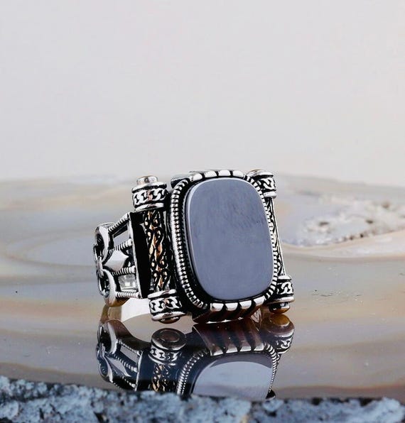 925 Sterling Silver Men’s Ring with Onyx Stone