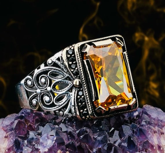 925 Sterling Silver Men’s Ring with Yellow Zircon and Black Nano Stones – 11.45 g