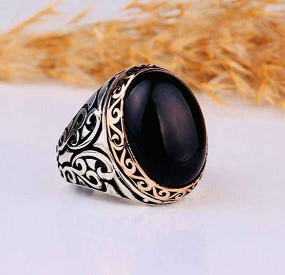 925 Sterling Silver Men’s Oval Ring with Onyx Stone