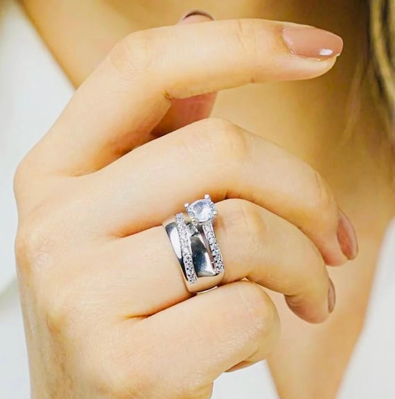 925 Sterling Silver Half Eternity Zircon Solitaire Ring – 4.55g