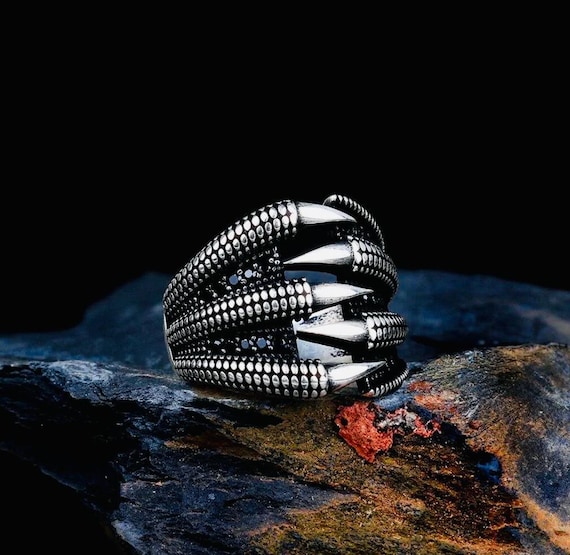 925 Sterling Silver Men’s Ring – Claw Design with Micro Stones