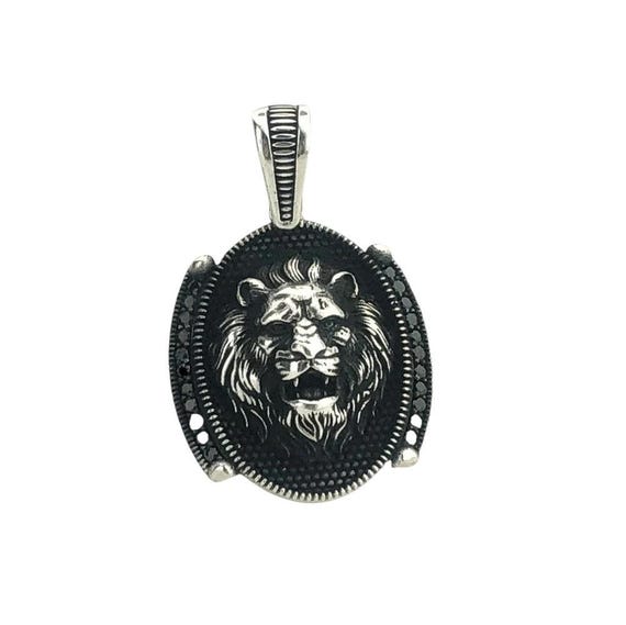 925 Sterling Silver Pendant with Black Stone – Lion Design – 13.20 g