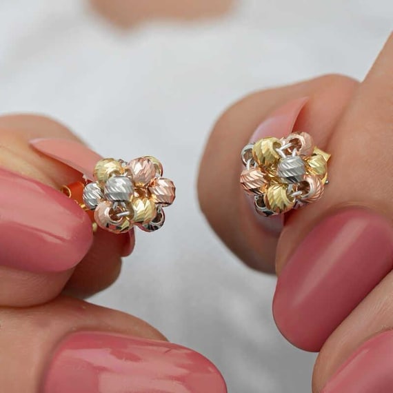 Dorika Stud Earrings for Women 925 Sterling Silver Italian Design Minimal Earrings