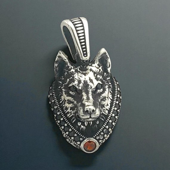 925 Sterling Silver Wolf Head Pendant