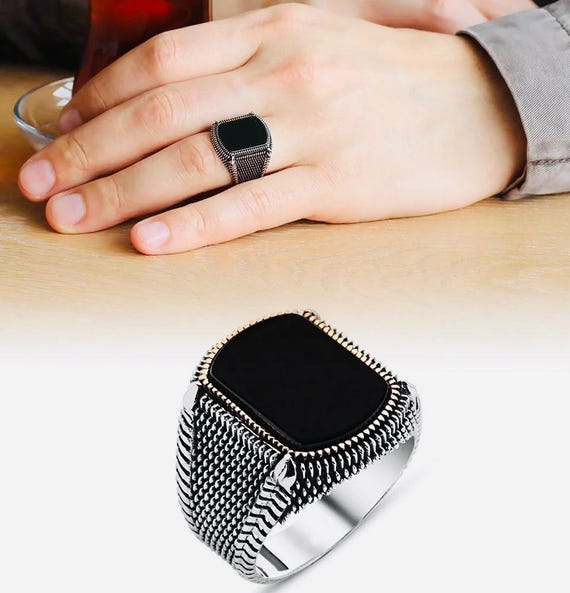 925 Sterling Silver Men’s Ring with Black Onyx Stone