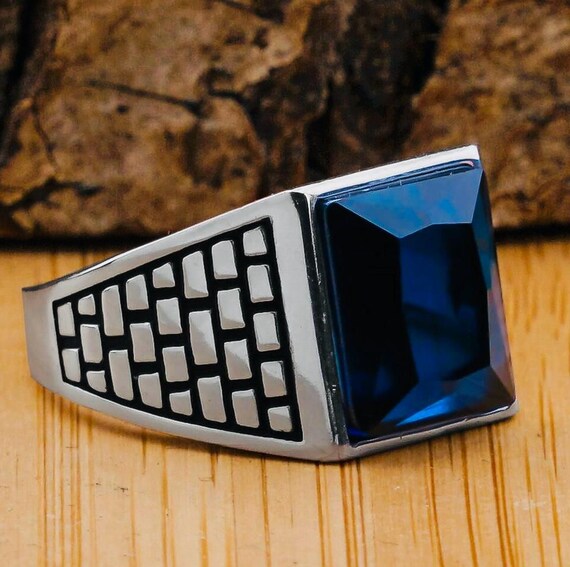 925 Sterling Silver Ring with Parliament Blue Zircon