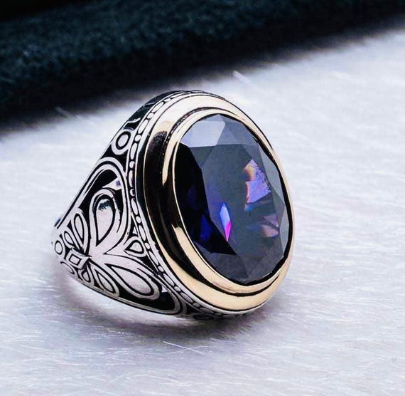 925 Sterling Silver Men’s Ring with Purple Zircon Stone