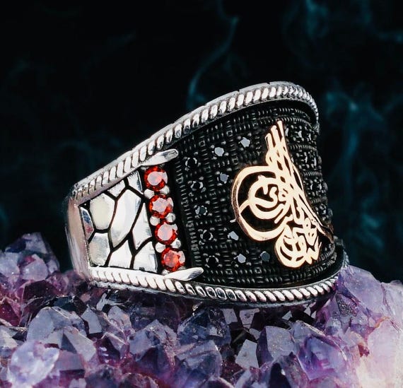 925 Sterling Silver Ottoman Tughra Men’s Ring with Black & Red Micro Stones – 10.55 g