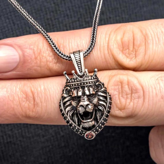 925 Silver Crowned Lion Men Necklace