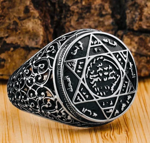 925 Sterling Silver Men’s Ring with Seal of Solomon Engraving – 14.9 g