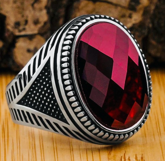 925 Sterling Silver Men’s Ring with Red Zircon Stone