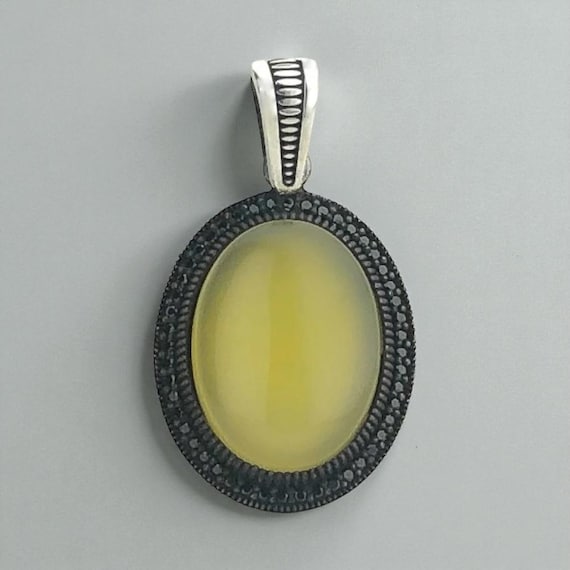 925 Sterling Silver Yellow Agate Stone Pendant