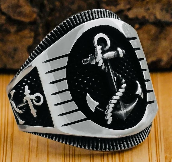 925 Sterling Silver Men’s Ring with Nautical Anchor Design – 8.8 g