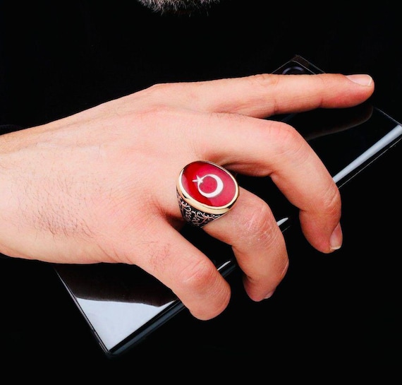 925 Sterling Silver Men’s Ring with Red Enamel Crescent & Star Design