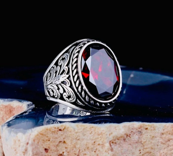 925 Sterling Silver Men’s Ring with Red Zircon Stone