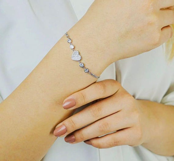 925 Sterling Silver Heart Necklace with Solitaire Stone