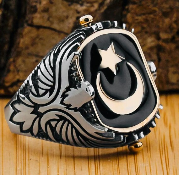 925 Sterling Silver Double-Sided Men’s Ring – Eagle Motif with Crescent Star & Black Onyx