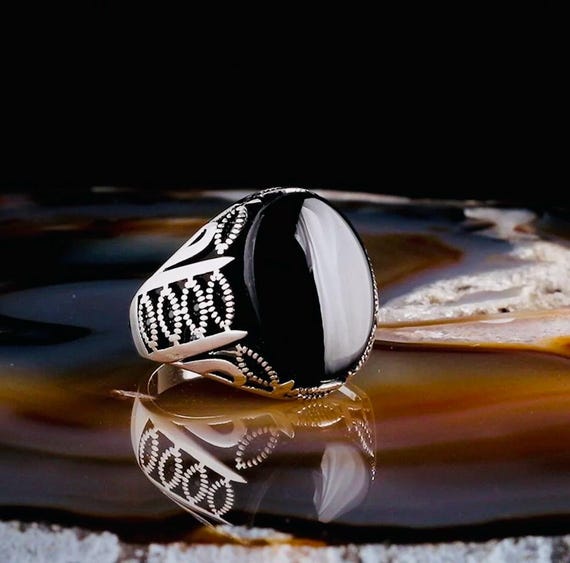 925 Sterling Silver Men’s Oval Ring with Onyx Stone