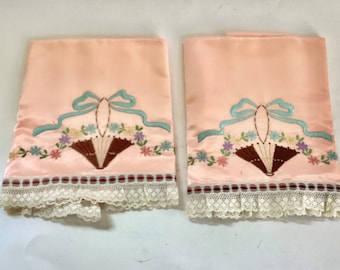 Gorgeous Vintage 1940's Pink Liquid Satin Embroidered Pillowcases Pair/Hollywood Glam Satin Pillowcases/Cottage Chic