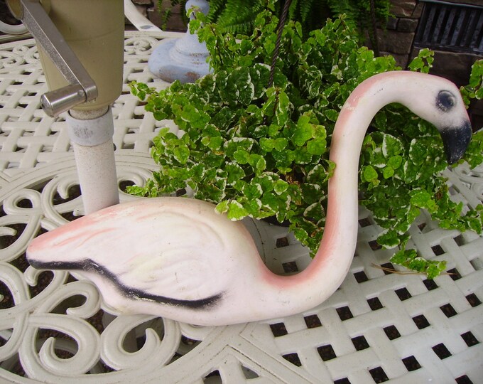 Old Vintage Plaster Pink Flamingo Yard Art Figure/pink Flamingo/yard