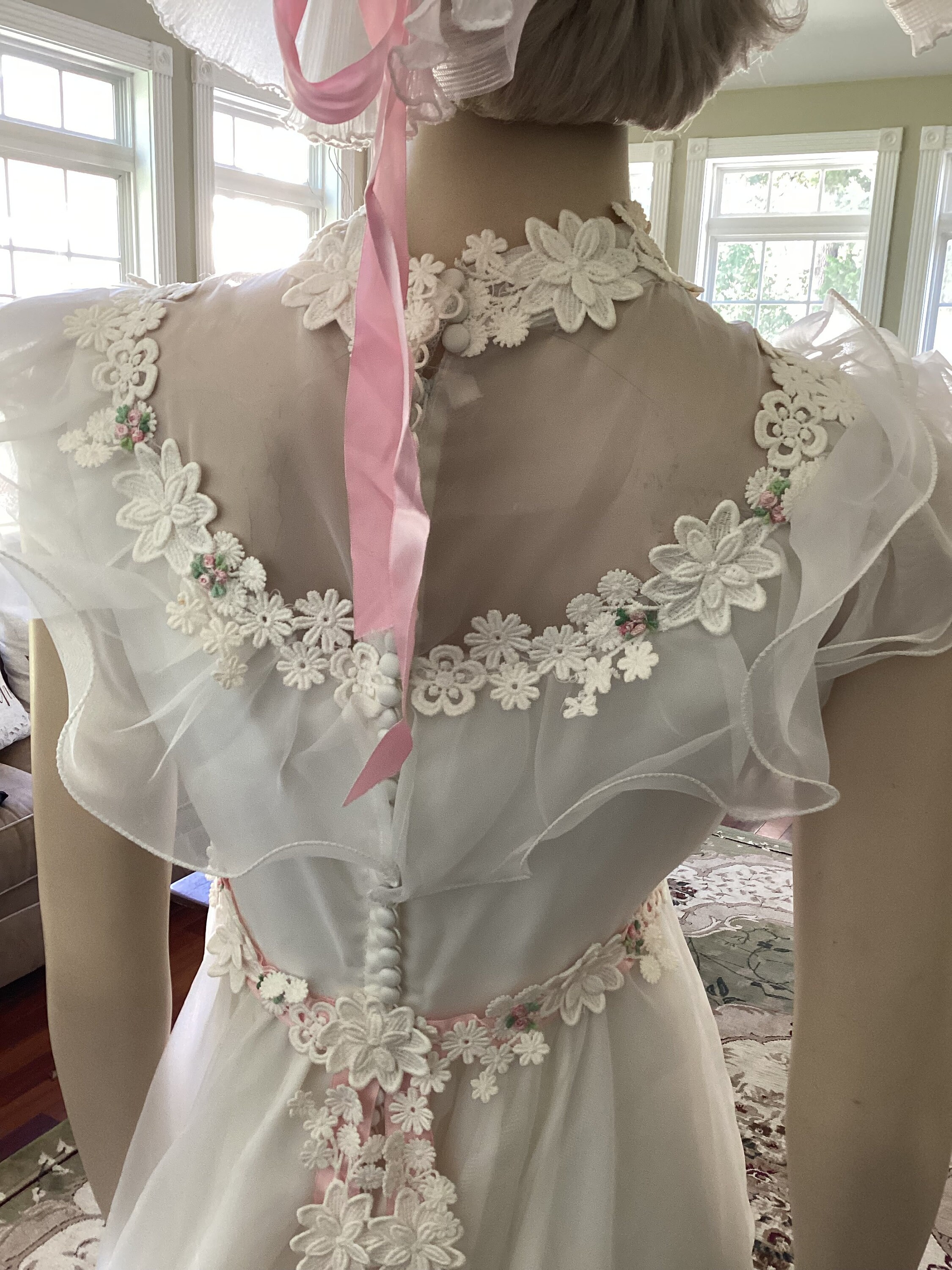 Sale Vintage Southern Belle Wedding Gown and Hat/Absolutely Gorgeous!