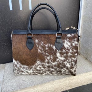 Cowhide Leather Shoulder Purse: Western Style Travel Tote Handbag