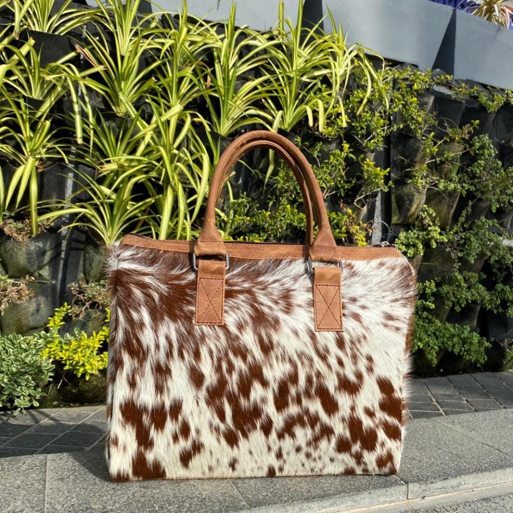 Leather Tote Bag – Metal Bow Shoulder Bag in Cowhide