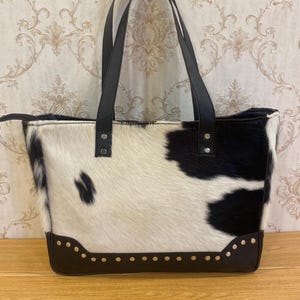 Kuhfell Tragetasche Pony Haut Crossbody - Haar auf Leder Reisetasche für Mama - Perfektes Geschenk für Muttertag oder besondere Anlässe
