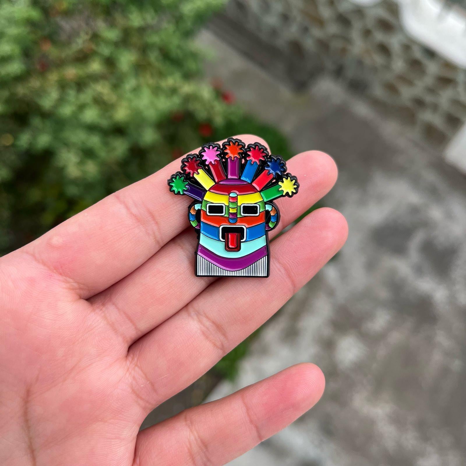 baske003 　amipairs　プレゼント　置物 New Enamel Pin Diablo Huma Mask Exotic Aya Incas Ecuador