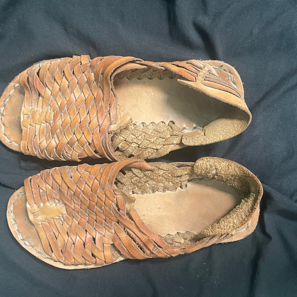 Vintage Woven Authentic Mexican Leather Huarache Sandals with tire soles Men’s 7-7.5 Women’s 8.5-9