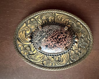 Vintage Large Solid Brass Oval Western Cowboy Belt Buckle - Nuetral Brown Cream Black Stone - Engraved Floral Details