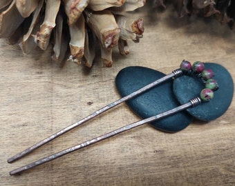 Wirewrapped Ruby Zoisite Hair Pin, Hammered Copper Hair Fork, Long Hair Mom Gift, Bun Pin, Metal Hair Arch. Rustic Metal Hair Accessory.