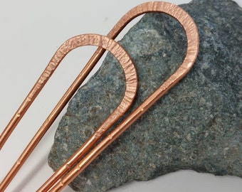 Pair of Bright Copper Bun Holder Mini Hair Forks. Set of two Hammered CopperHair Pins. 2 Metal Hair Pins. Gift for Long Hair Woman. U pins.