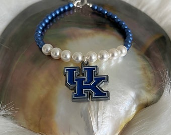 University of Kentucky Wildcats, Blue and White Pearl spirit  game day bracelet Back to School, Football Basketball March Madness