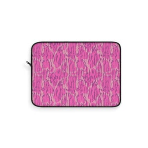 Funda para portátil con estampado de camuflaje de Pink Bottomlands / Elegante estuche para tecnología / Ideal para estudiantes / Regalos para él y para ella / Imprescindible para el trabajo o la escuela
